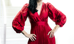 Dana Vespoli, Aderes Quin - Mom Drips