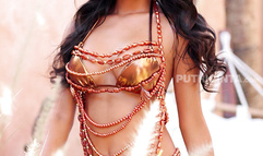 Putri Cinta - Wildly Hot