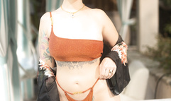 Siri Dahl, Lexi Luna - Breadcrumbs