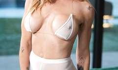 Aderes Quin - Love Her Feet